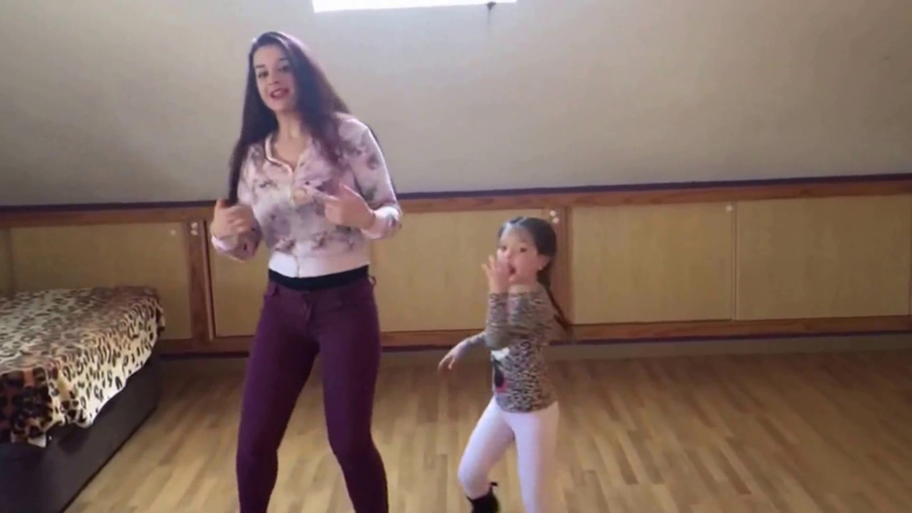bailamos con yani!!!! nos movemos al ritmo de la musica!!!!!