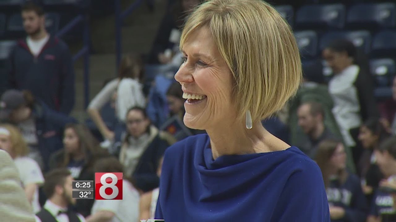 Huskies react as Chris Dailey elected to Women's Basketball Hall of Fame