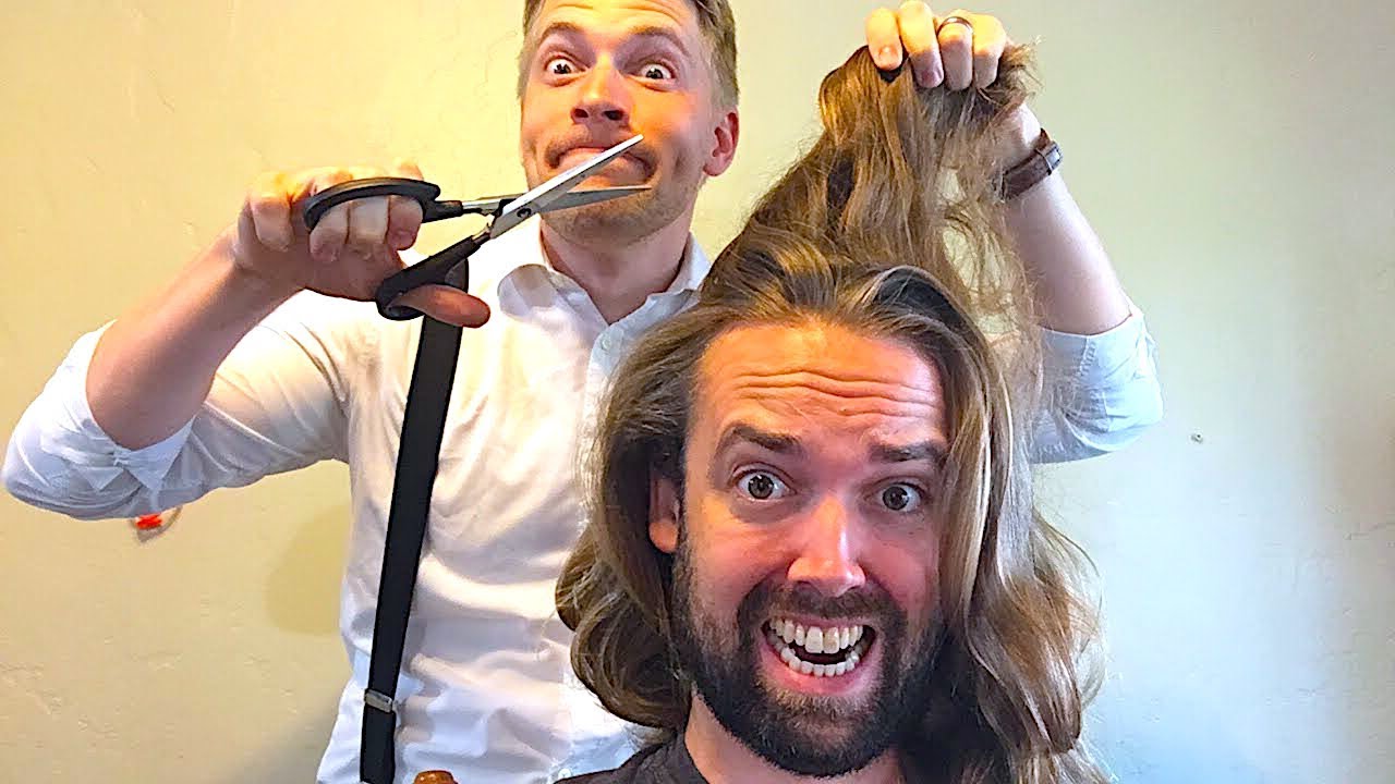 CUTTING MICHAELS LONG HAIR LIVE!!!