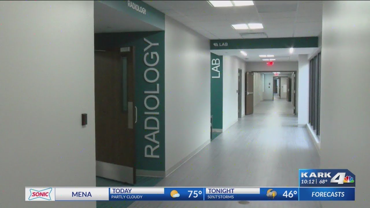 New Jacksonville hospital celebrates grand opening