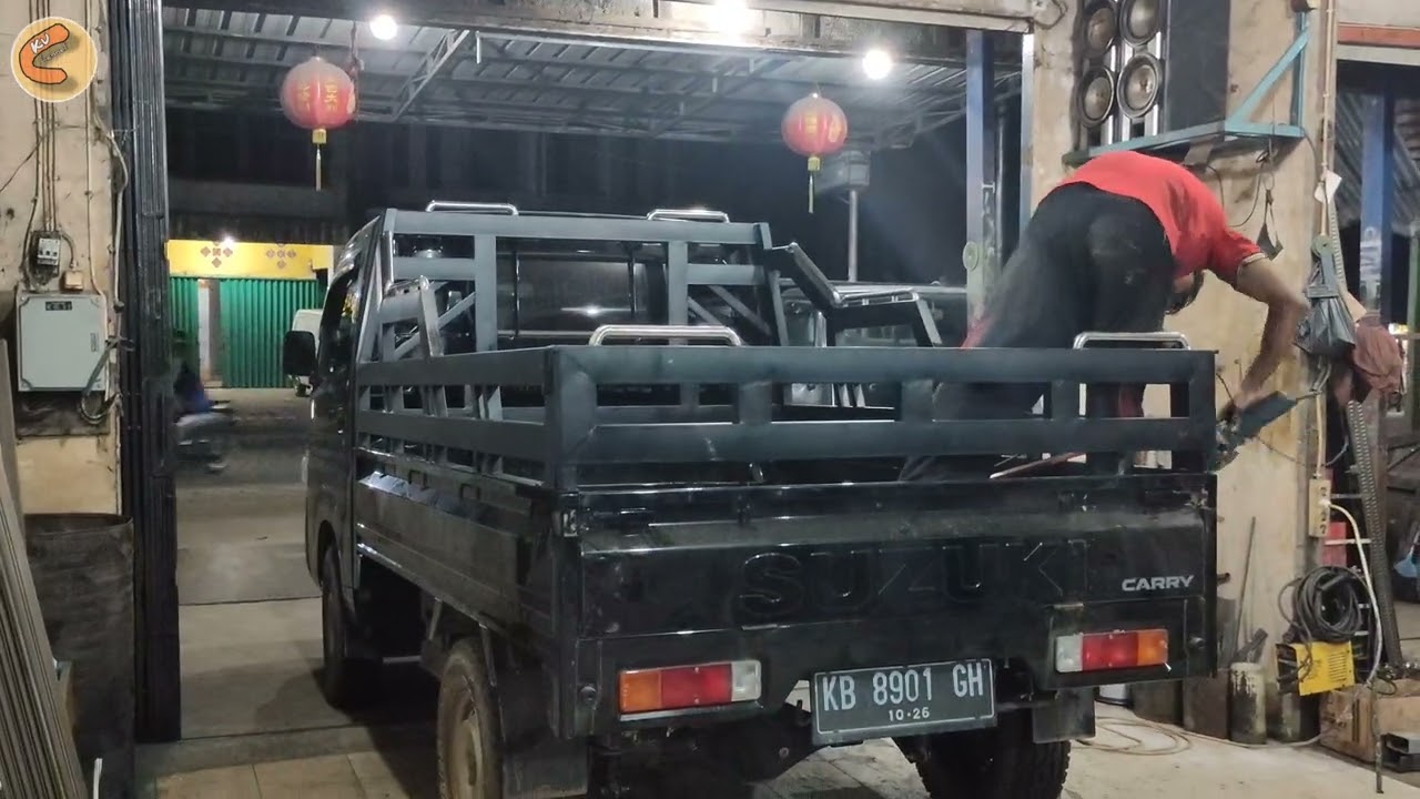 Modif Bak New Carry Jadi Lebih Tinggi dan Gahar