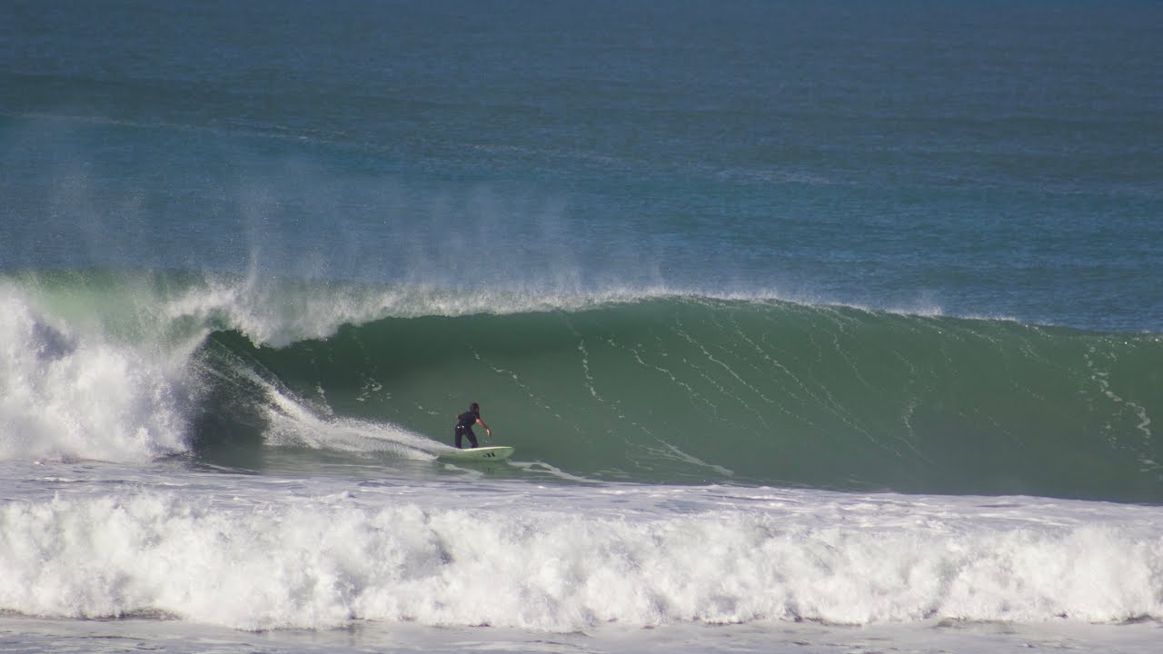 BARRELS AT LES CAVALIERS!! BEST SURFSPOT IN ANGLET?