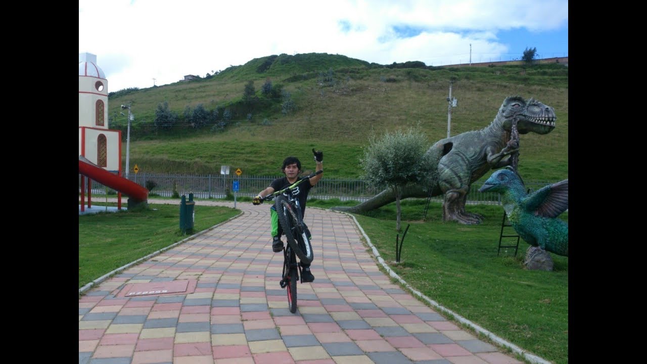 MANUAL Y WHEELIES EN BICICLETA DE MONTAÑA / MANUAL AND WHEELIES ON MOUNTAIN BIKE