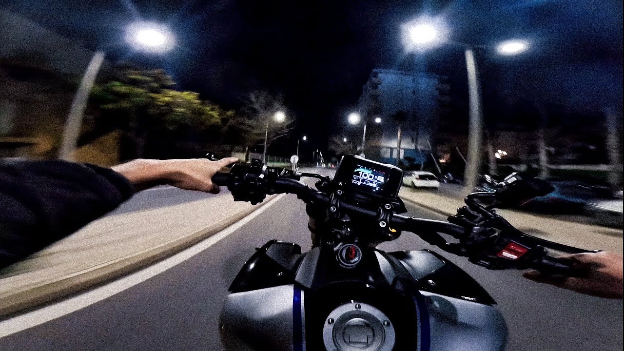How to use properly a MT-09 SP | Night Ride POV 4K