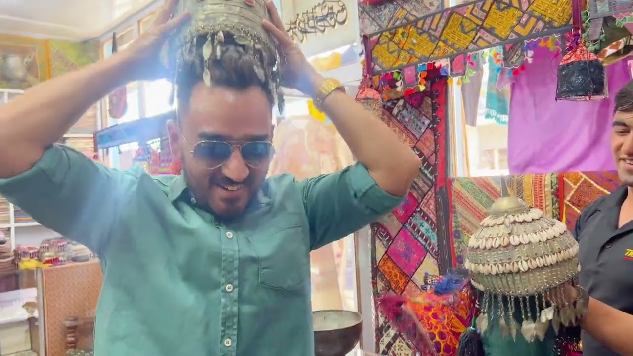 Skardu Main Bazar Tour || Antique Items  Informative VLog ( Part 2 )