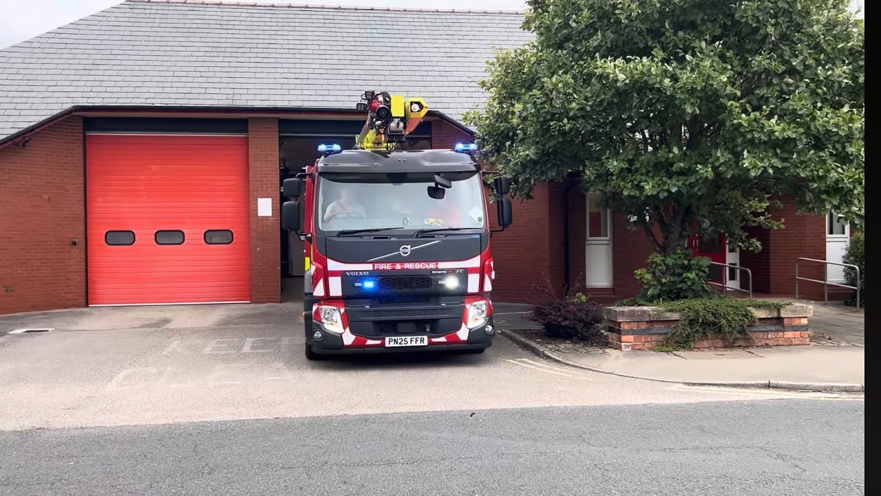 *TANNOY* St Anne's Scorpion Turnout | Lancashire Fire & Rescue Service