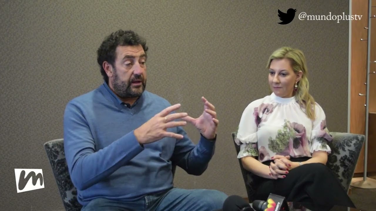 'El silencio de la ciudad blanca' - Entrevista Daniel Calparsoro y Eva García Sáenz de Urturi
