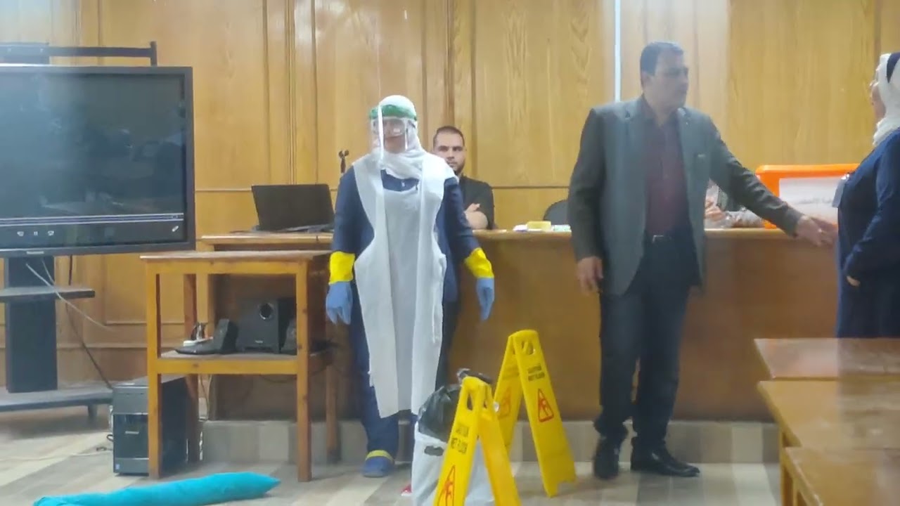 التدريب على الانسكابات الكيميائية وكيفية استخدام حقيبه الانسكابات وإعدادها المهندس أحمد إبراهيم