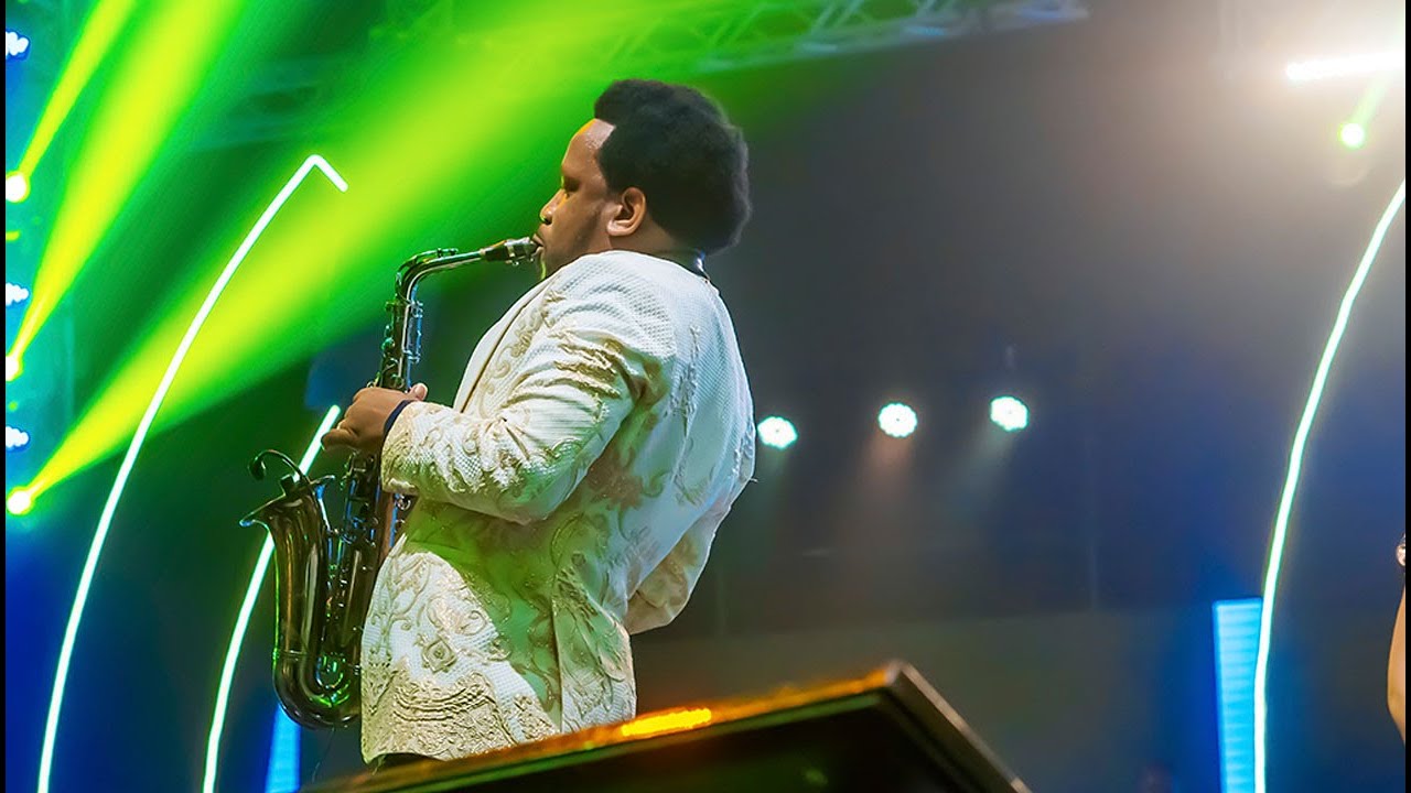 BEEJAY SAX storms the stage in Grand Style !!! Beejay Sax Live In Concert 2022