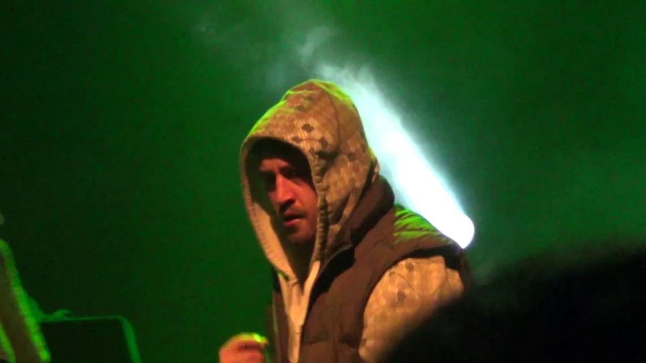 TAKI TSAN & ΘΥΤΗΣ - ΣΚΑΜΕ ΣΤΑ ΜΑΥΡΑ - GAGARIN - 04.11.2016!