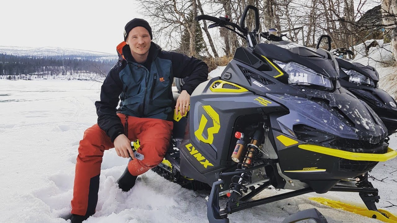 Byggis maxar snöskotern Lynx 850 i Tärnaby