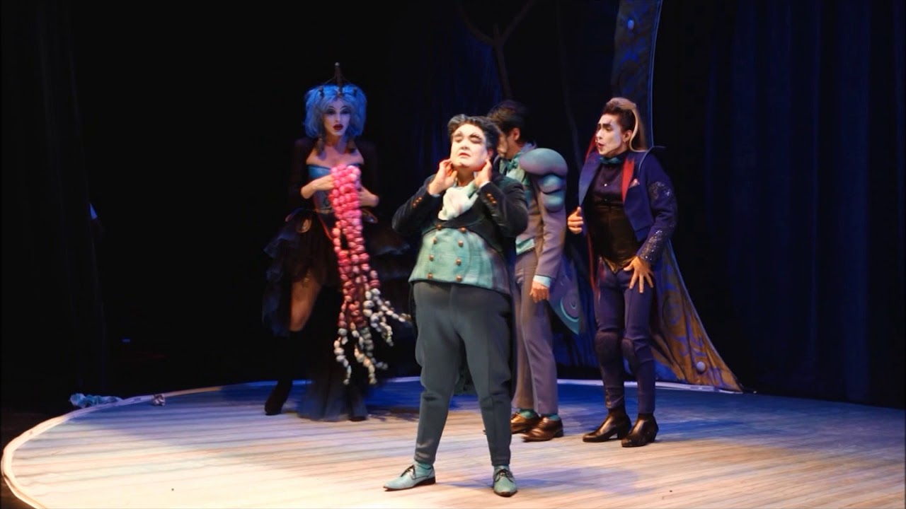 The Opera Locos  en Puerto Vallarta