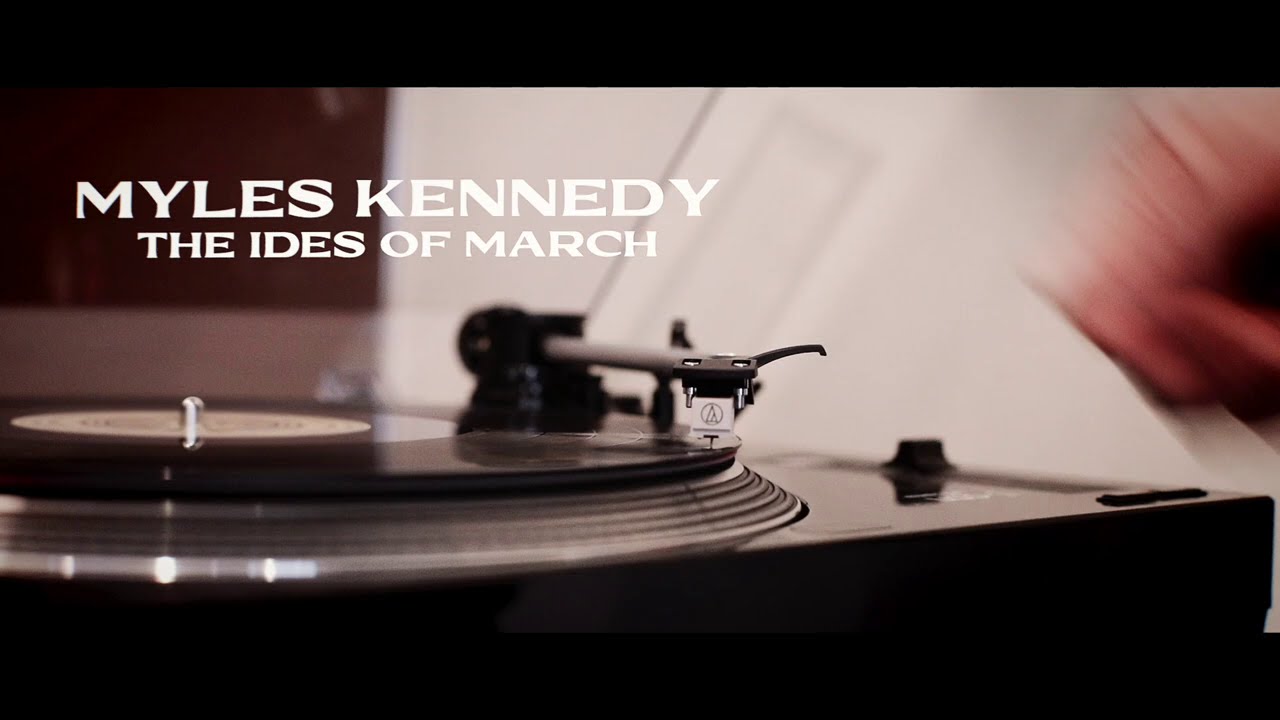 Myles Kennedy: 