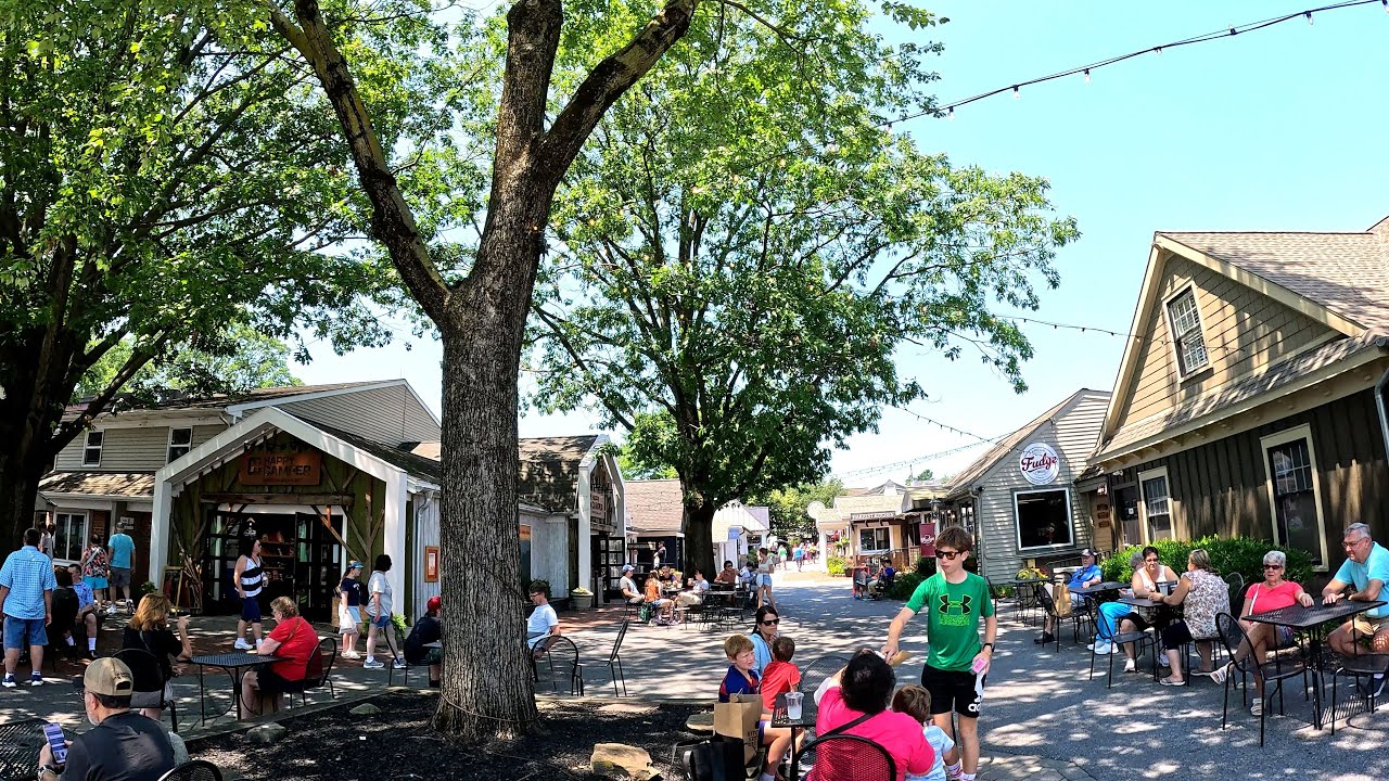 KITCHEN KETTLE VILLAGE: Intercourse, Pennyslvania (4K)