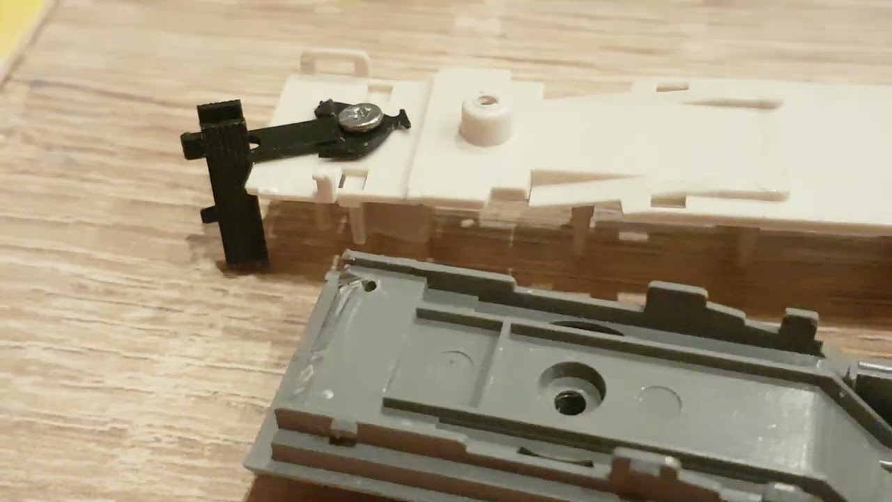 Kupplungen am Kato VT 18.16 Meine Lösung zur Reparatur
