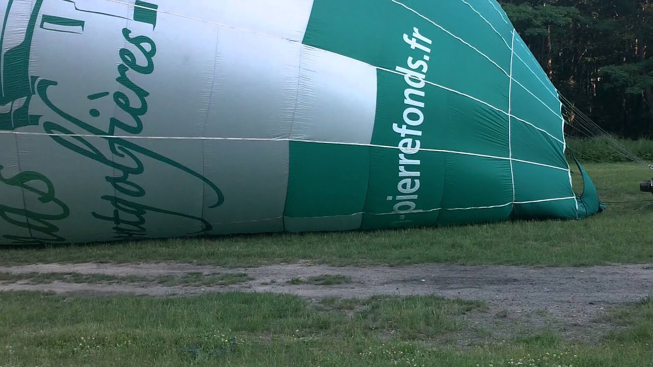 Gonflage d'une montgolfière