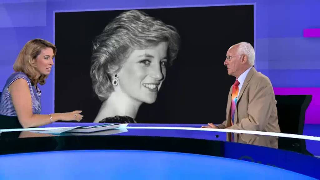Former Royal Press Secretary Dickie Arbiter and film critic Simon Thompson discuss the new Diana mov