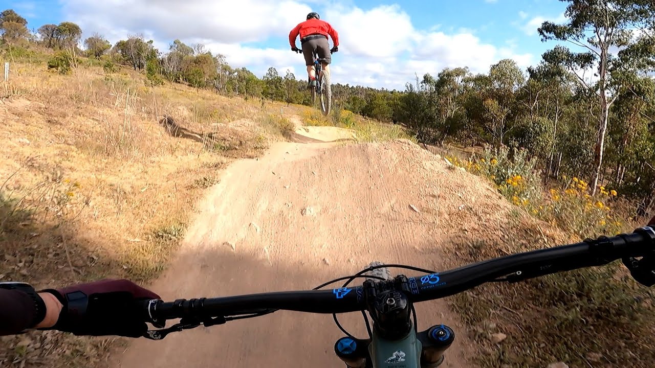 Stromlo mountain biking (updated Trebuchet trail follow cam) Stromlo MTB 1440p