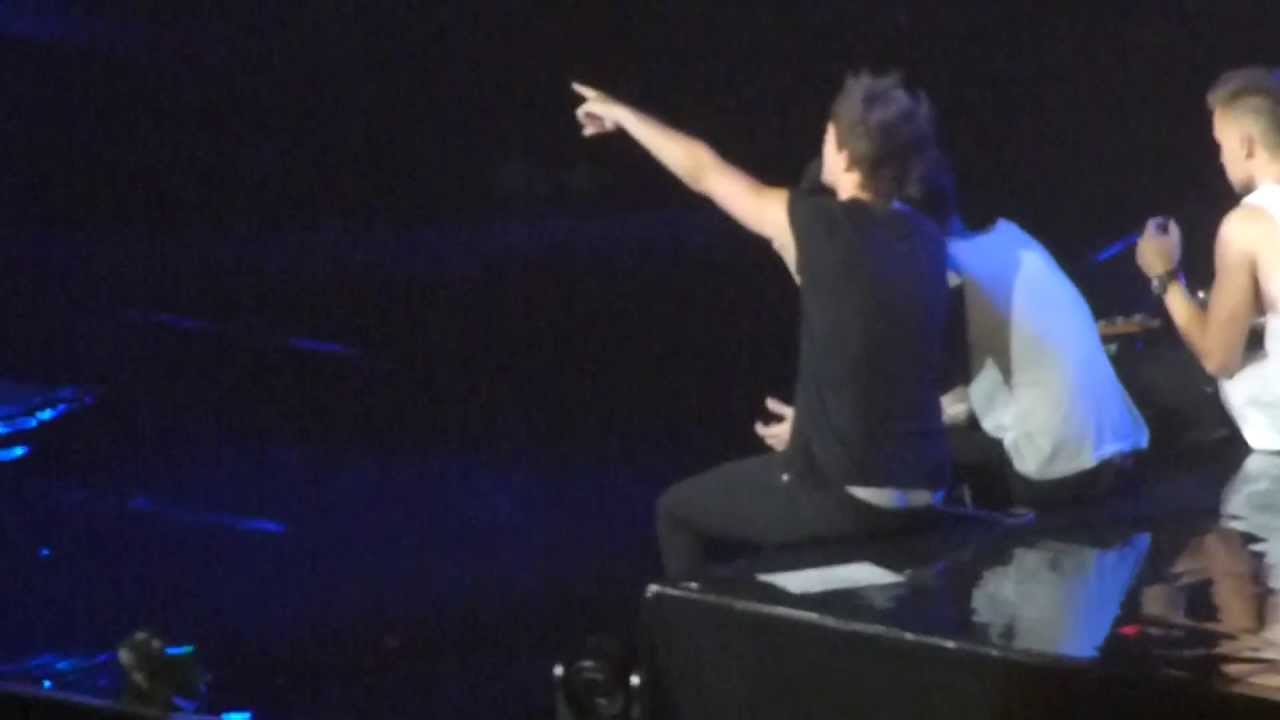 One Direction - Candy Thong + Niall's Speech - Columbus, Ohio - June 18th