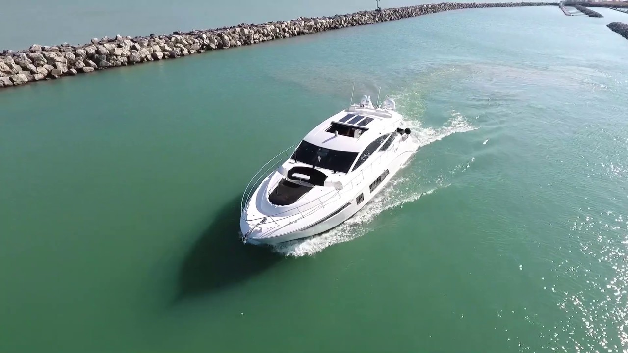 Sea Ray L650 Express