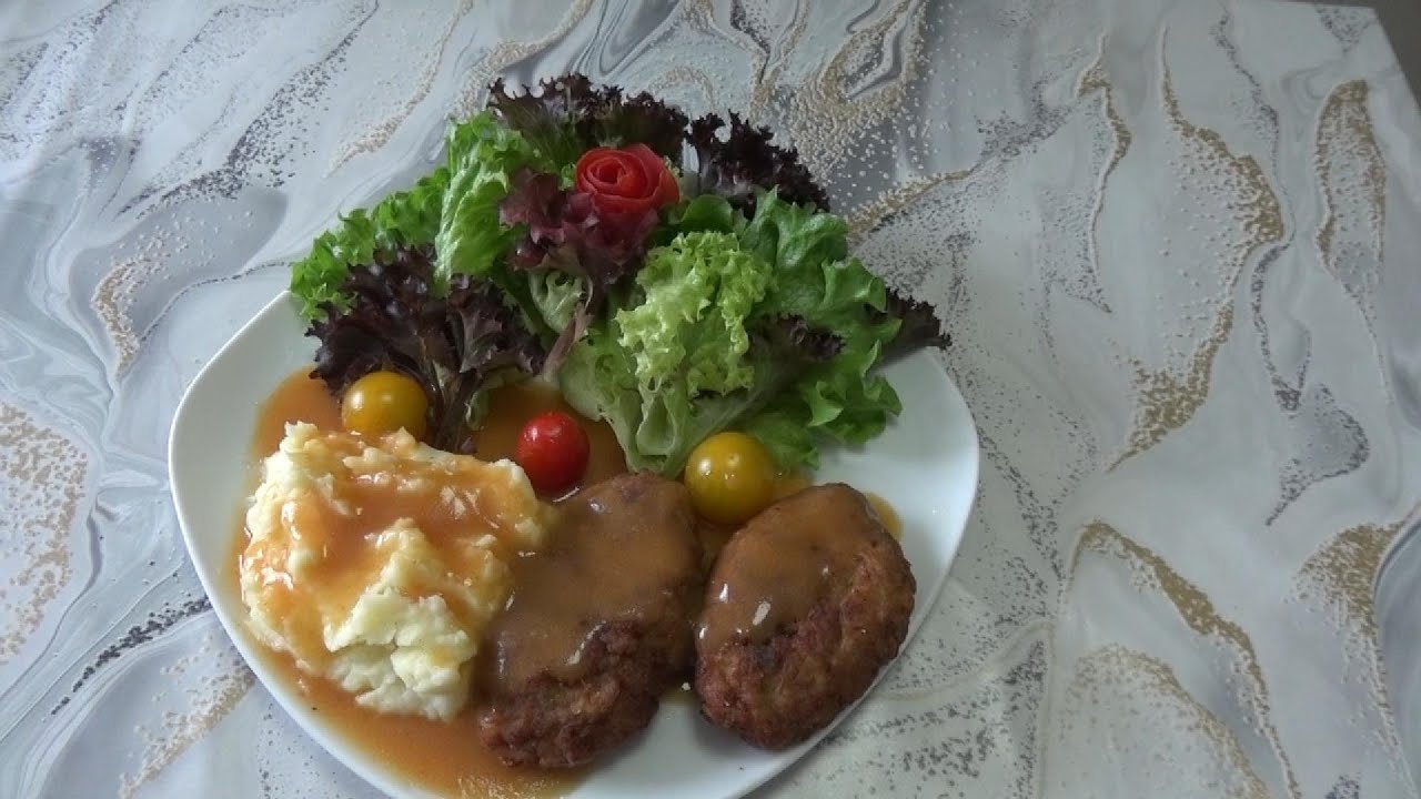 котлеты с толчёной картошкой