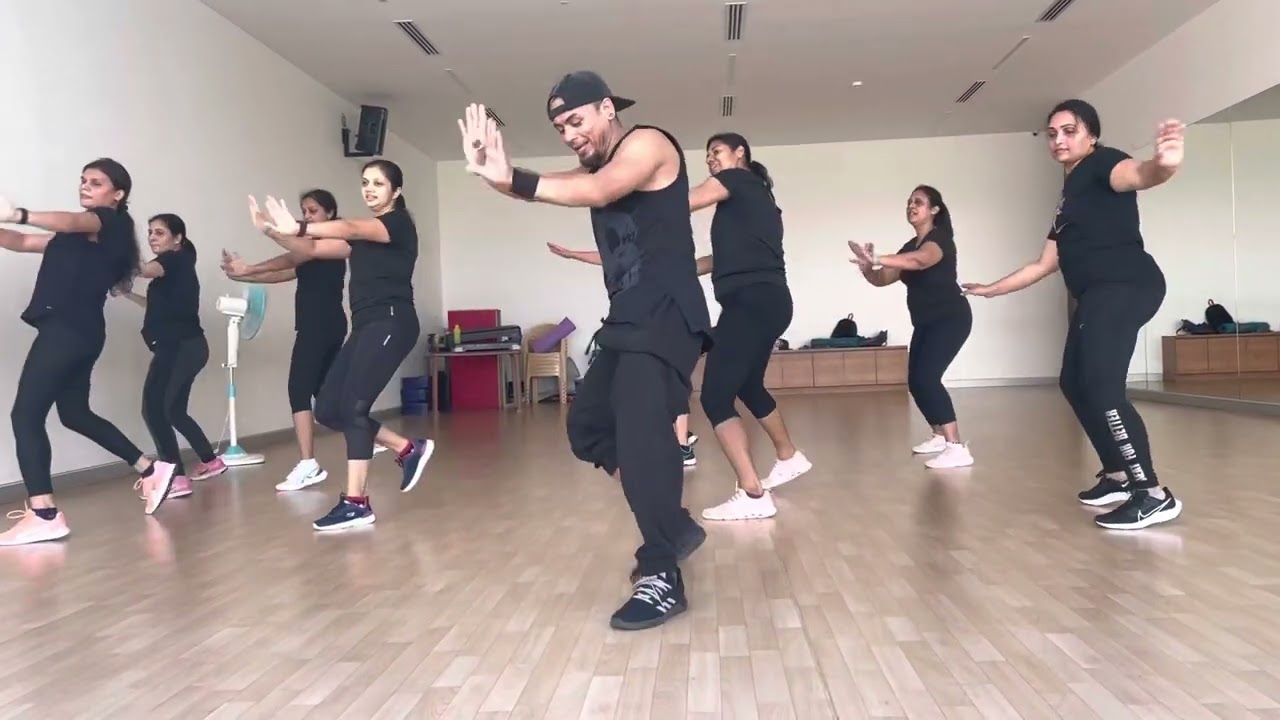 AYRA STAR- RUSH DANCE FITNESS            Jemzd12
