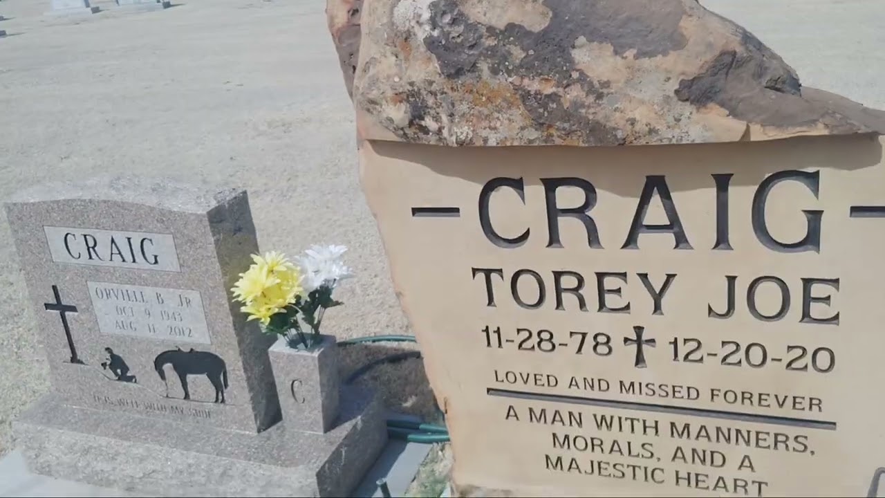 Walk through sacred hearts Catholic cemetery 🪦