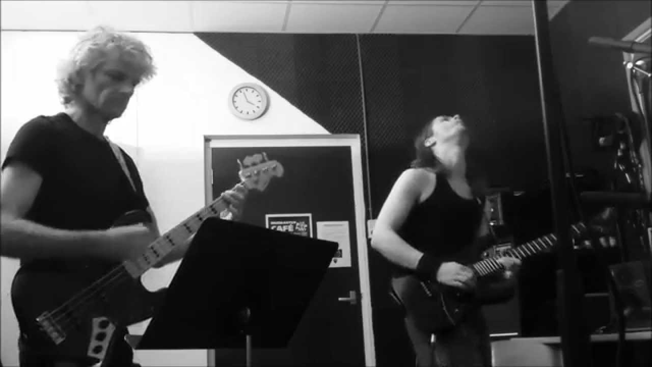 Steve Vai - Incredible Guitar Performance by Merijn (APS)