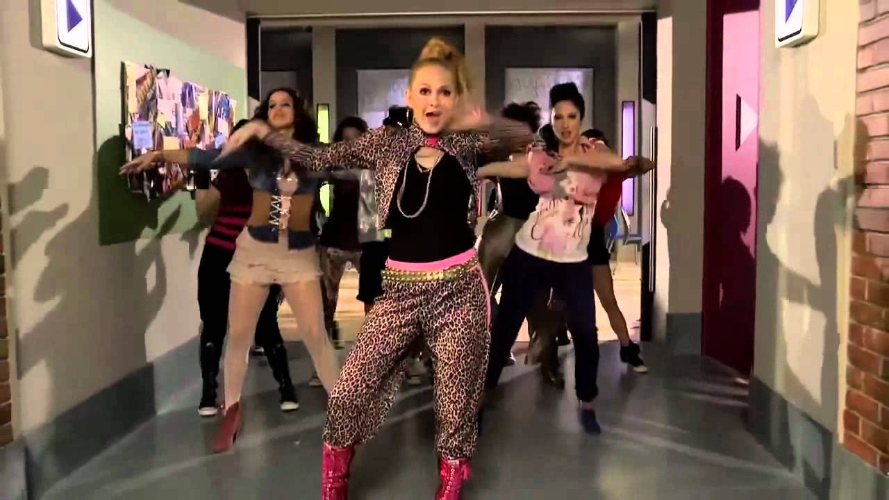 Violetta  - Juntos somos mas (Official Music Video)