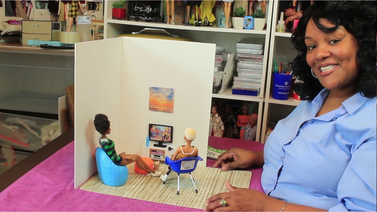 DIY Quick Doll Diorama Using Canvas Art Panels For Barbie & Fashion Royalty