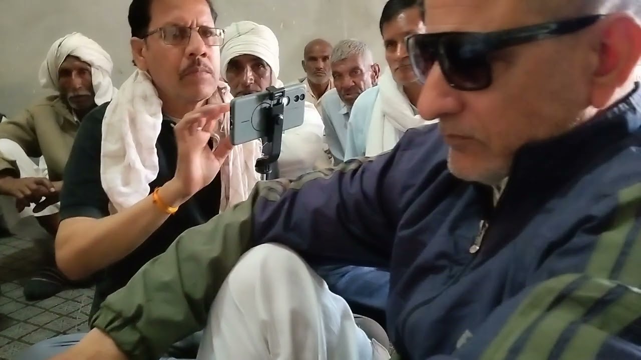 बहुत ही सुन्दर शब्द सुनोगे तो मन खुश हो जायेगा चैनल को शेर लाइक और सबसराई करे