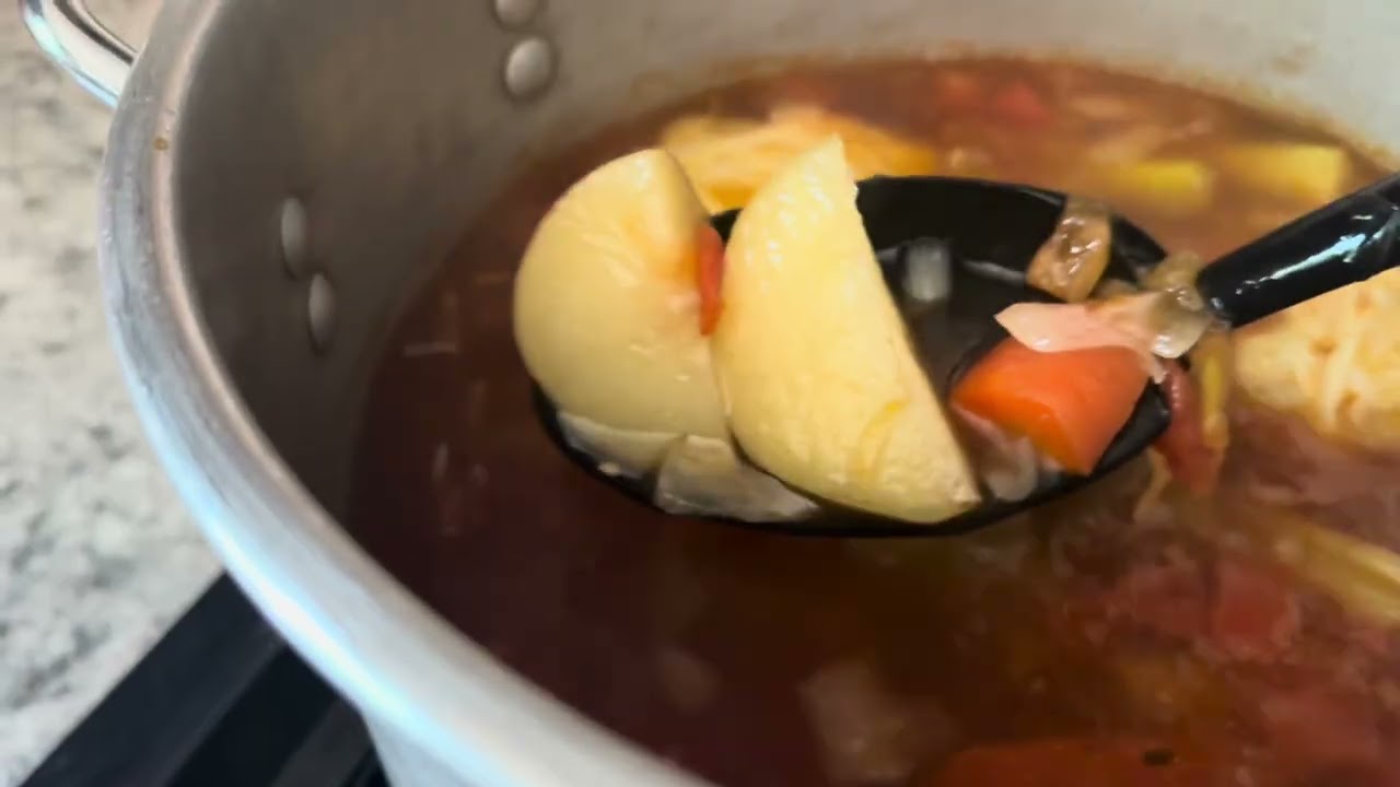 A SAL Un rico caldo de pescado