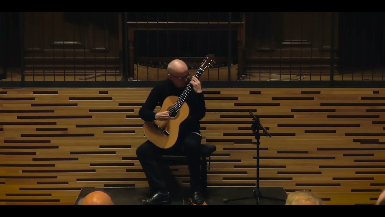 Heitor Villa-Lobos – Douze Études pour guitare // Andrzej Wilkus, guitar