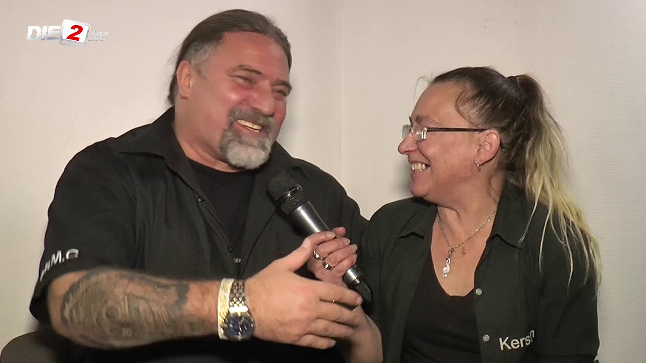Der Partybiker (Frank Schwung) im Interview mit DieZwei.tv bei der Aids-Gala