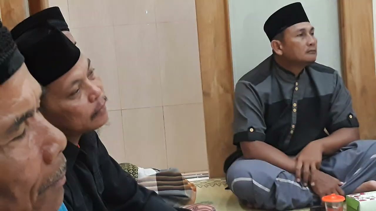 SERAH TERIMA SERTIFIKAT WAKAF MUSHOLLA ALHIDAYAH PUTON RT 02 TRIMULYO JETIS BANTUL.55781...31.1.2025