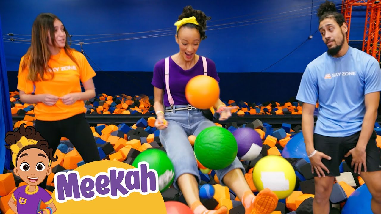 Discovering the Magic of Bouncing at SkyZone! | MEEKAH Full Episode | Educational Videos for Kids