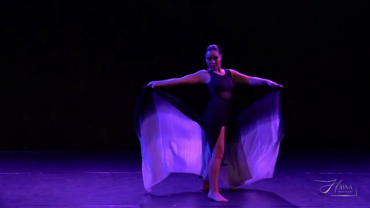 Love in Damascus- Brenda Rodriguez (velo)