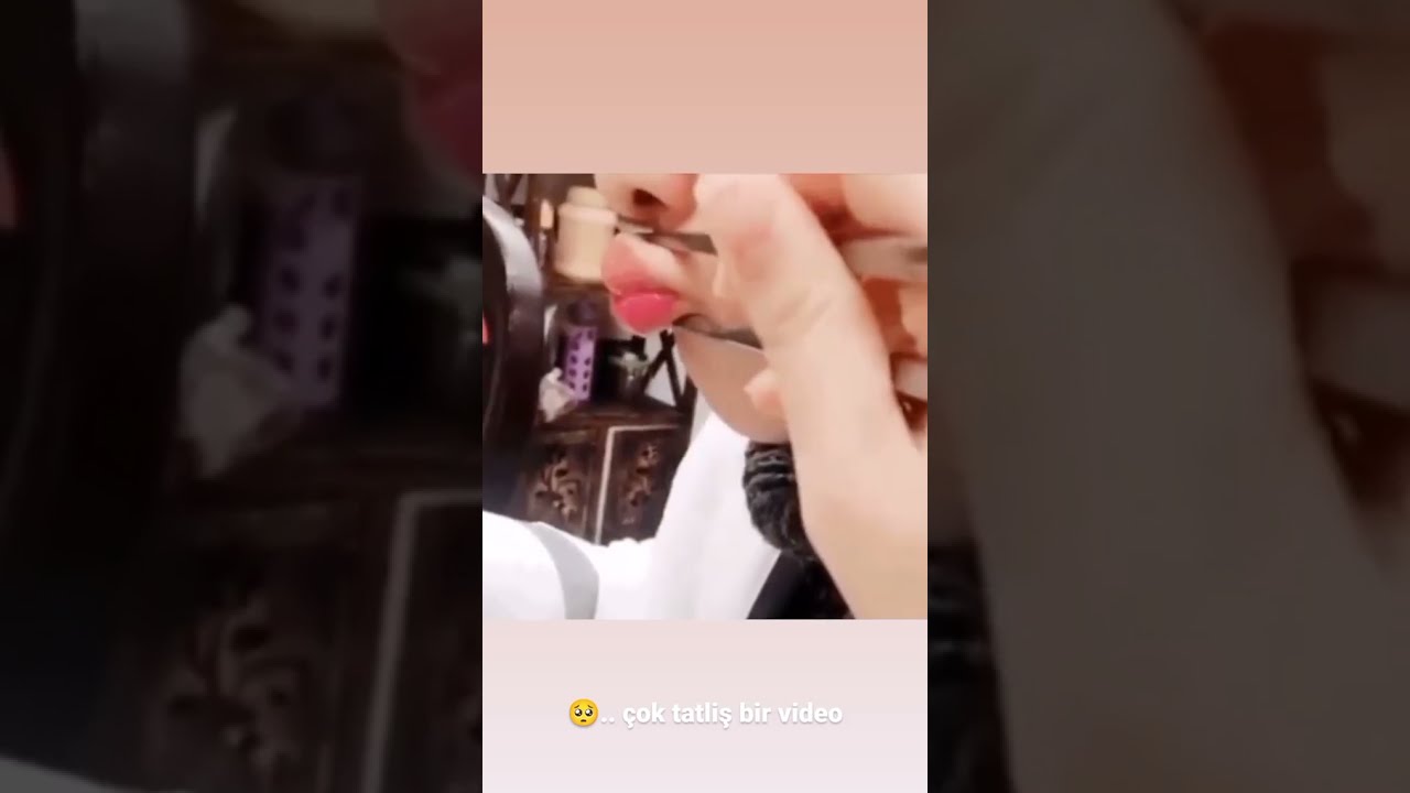jangkook wants to eat Jimin's lips😳This is very embarrassing 