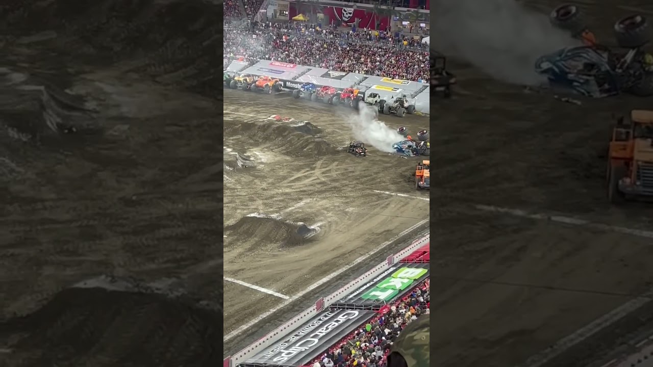 Monster truck crash💥