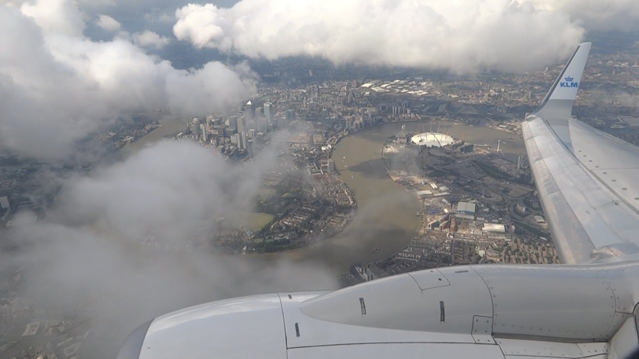 Amazing KLM B737-800 Landing at London Heathrow Inflight