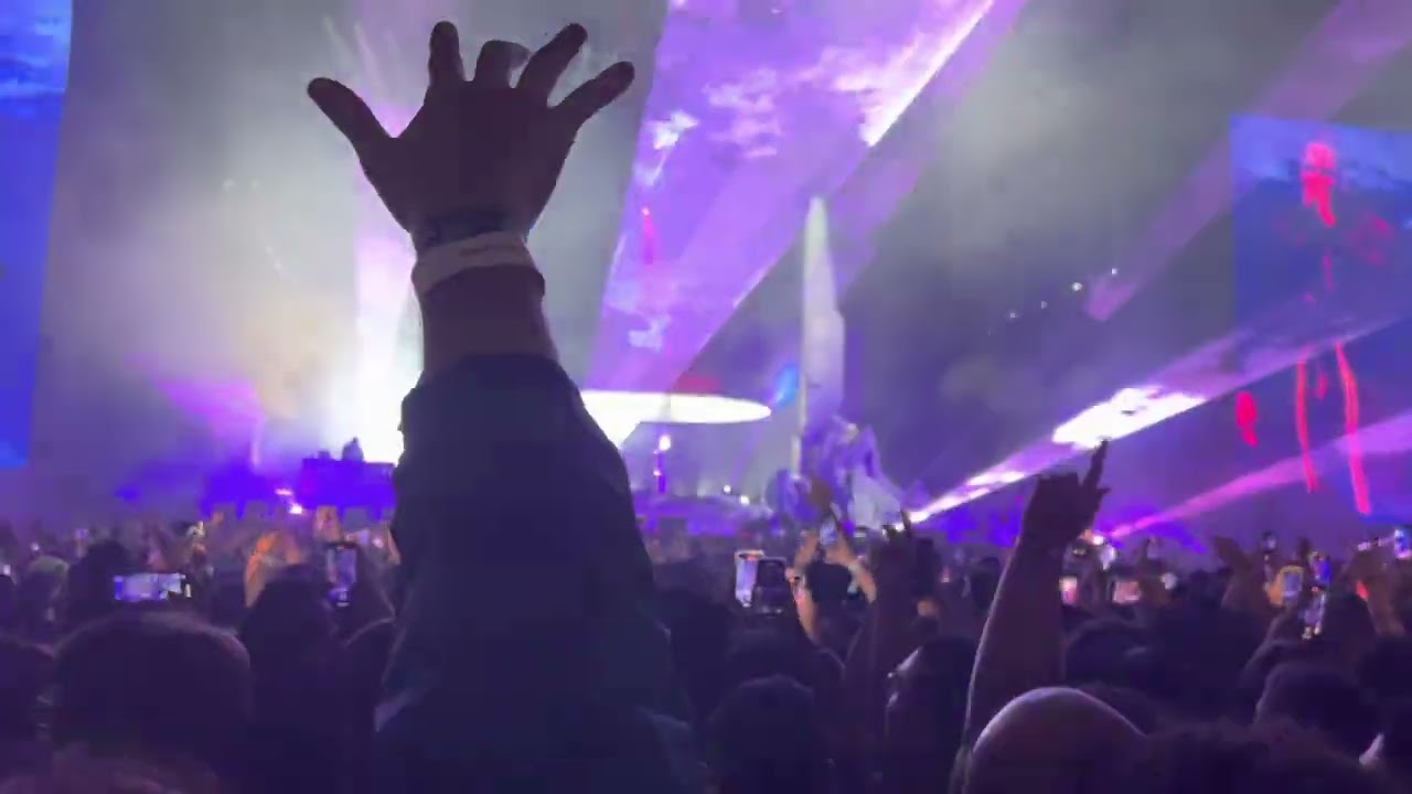 Travis Scott - Butterfly Effect (Live @ Primavera Sound São Paulo 2022)