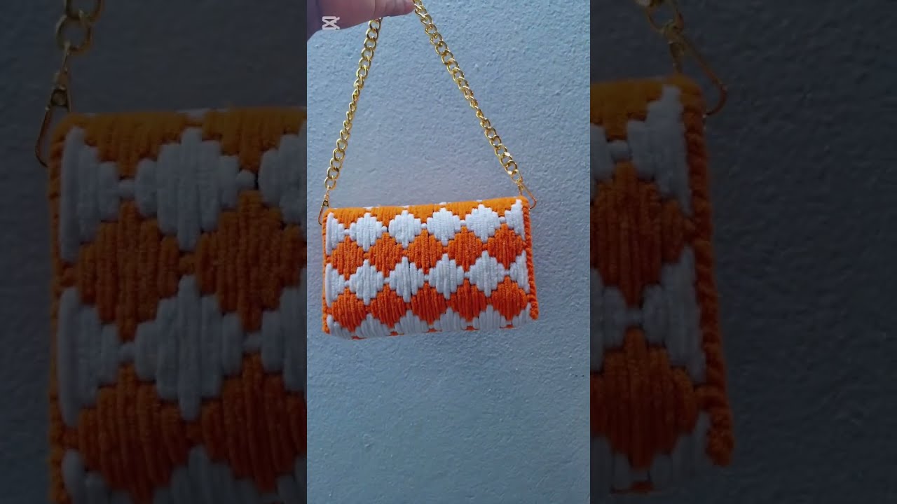 Learn how to make a simple plastic canvas bags