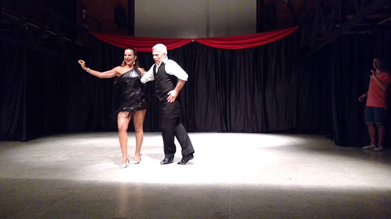 Samba - Bianca Gonzalez e Jaime Arôxa - Arte A2 - Workshop 28/10/2017
