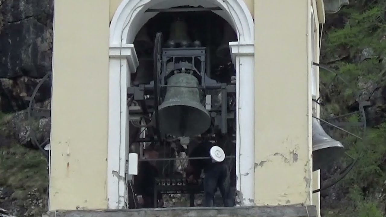 Le campane di Gressoney La Trinitè (AO) Chiesa Parrocchiale della Santissima Trinità