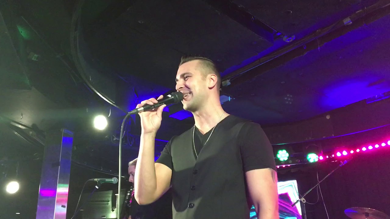 Benjamin Enroth & Tiimalasi - Naistenmies Matti