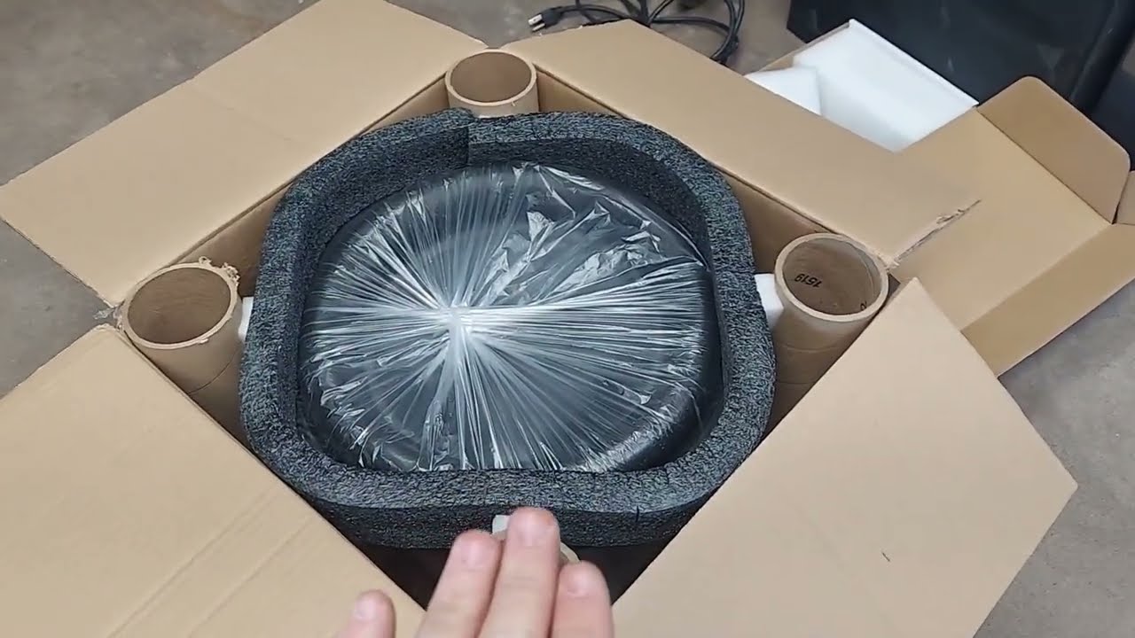 Shipping Heavy Loads: Subwoofer Edition by Robot Underground 🤖