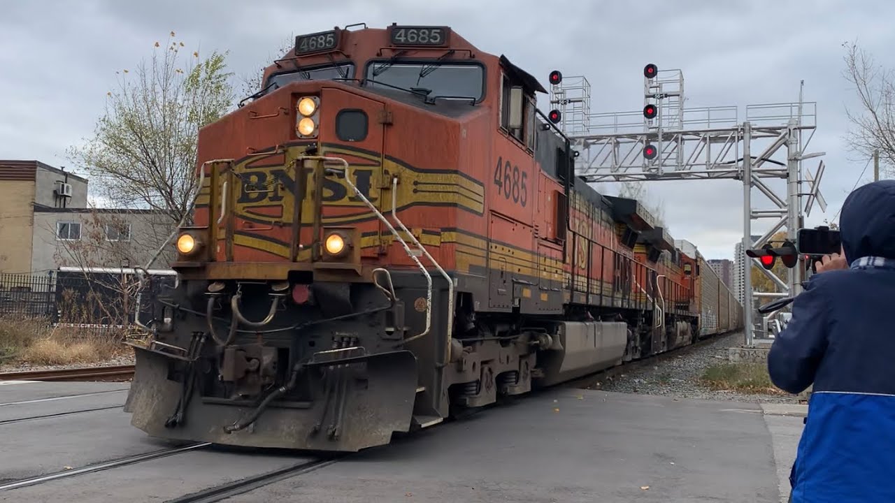 (INSANE LASHUP) CPKC 137 With A BNSF C44-9W Duo!