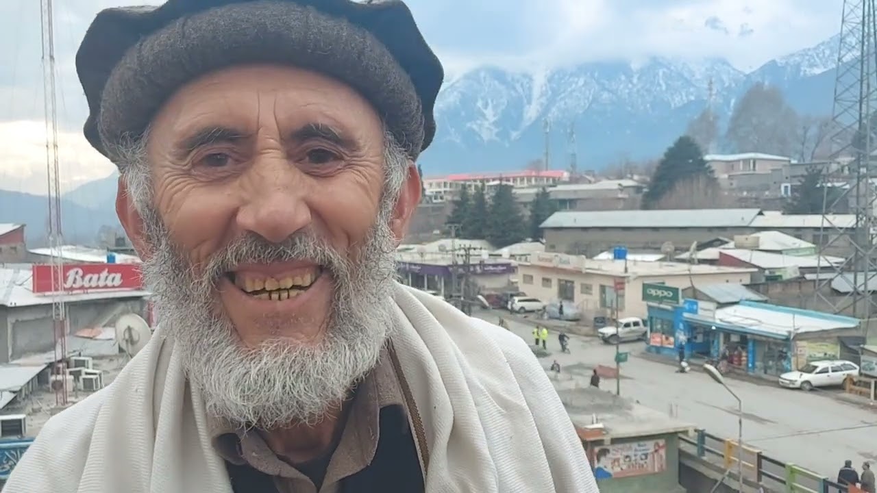 Abdul Hayat, the poet of the song School o ten  Binian Mazano Yaran
