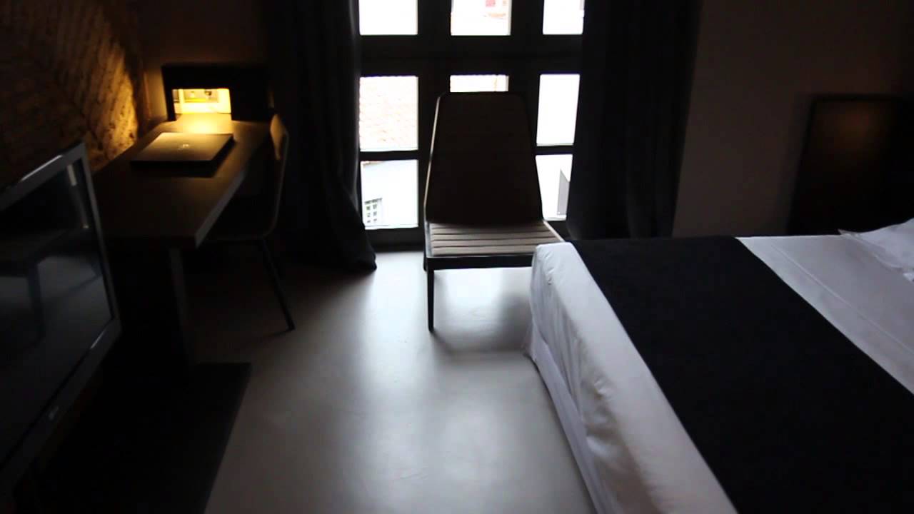 Room 25 - The Templar Cross / Caro Hotel (Valencia, Spain)