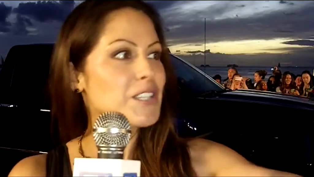 Michelle Borth Speaks on Hawaii Five-0